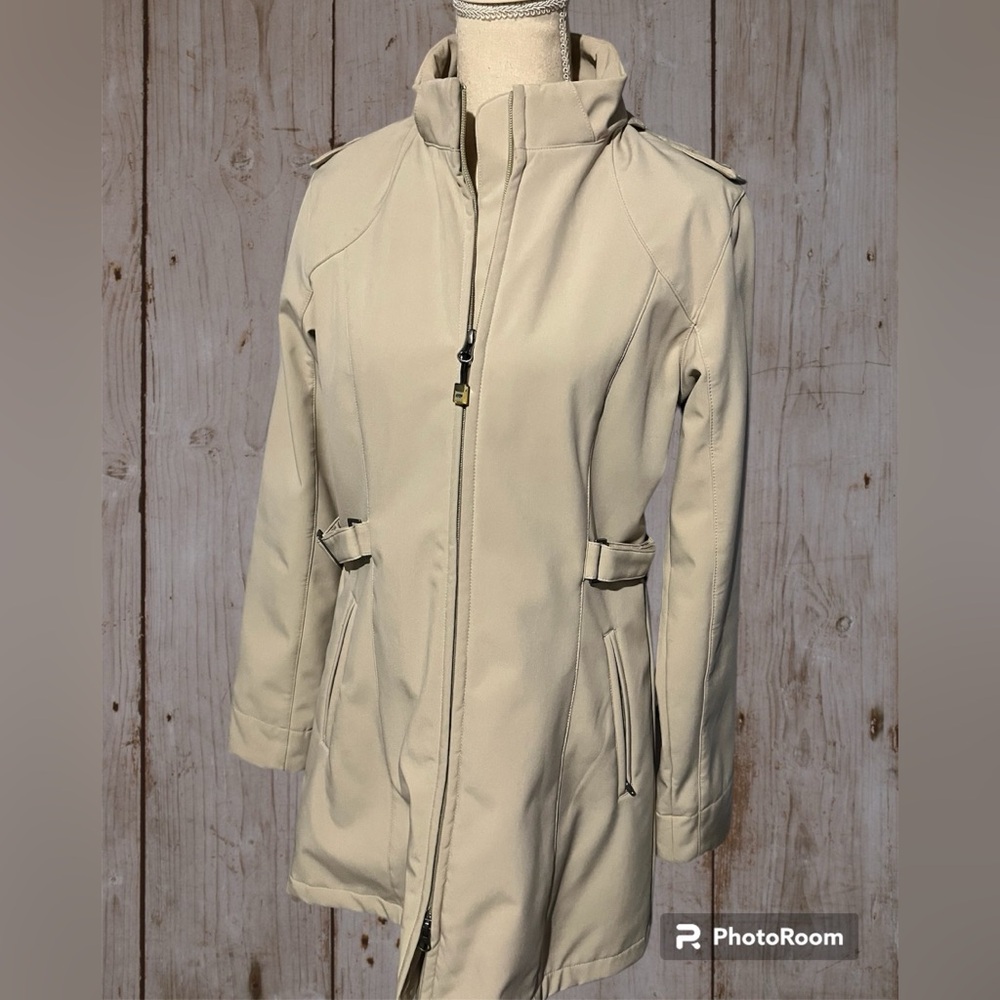 Women's Cream Zip-Front Long Jacket
